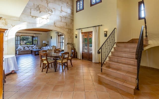 4 bedroom Finca/Country House for sale in Algaida with pool garage - € 2,500,000 (Ref: 9521474)