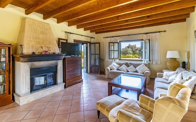 4 bedroom Finca/Country House for sale in Algaida with pool garage - € 2,500,000 (Ref: 9521474)