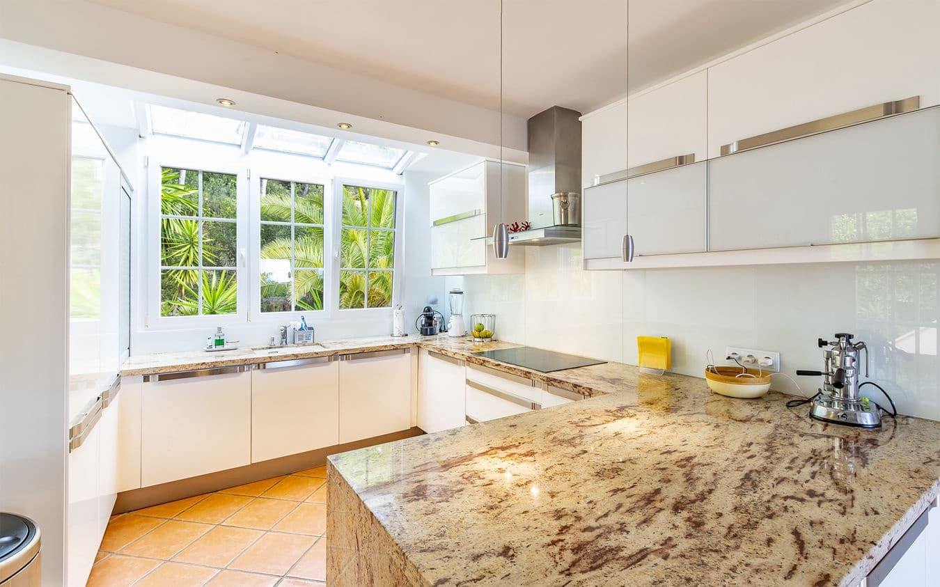 3 bedroom Villa for sale in Costa de la Calma with pool garage - € 2,100,000 (Ref: 9521475)