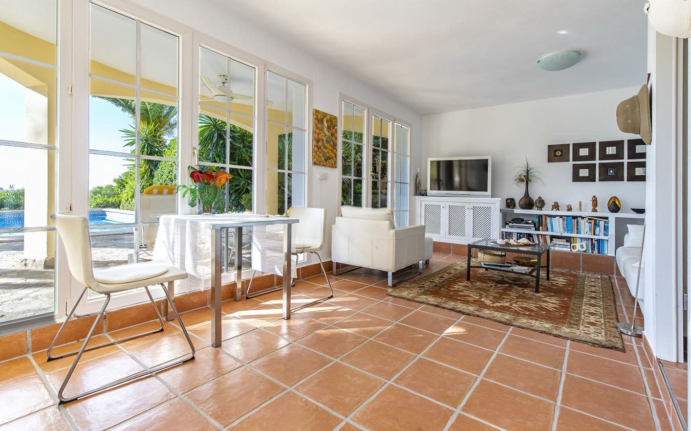 3 bedroom Villa for sale in Costa de la Calma with pool garage - € 2,100,000 (Ref: 9521475)