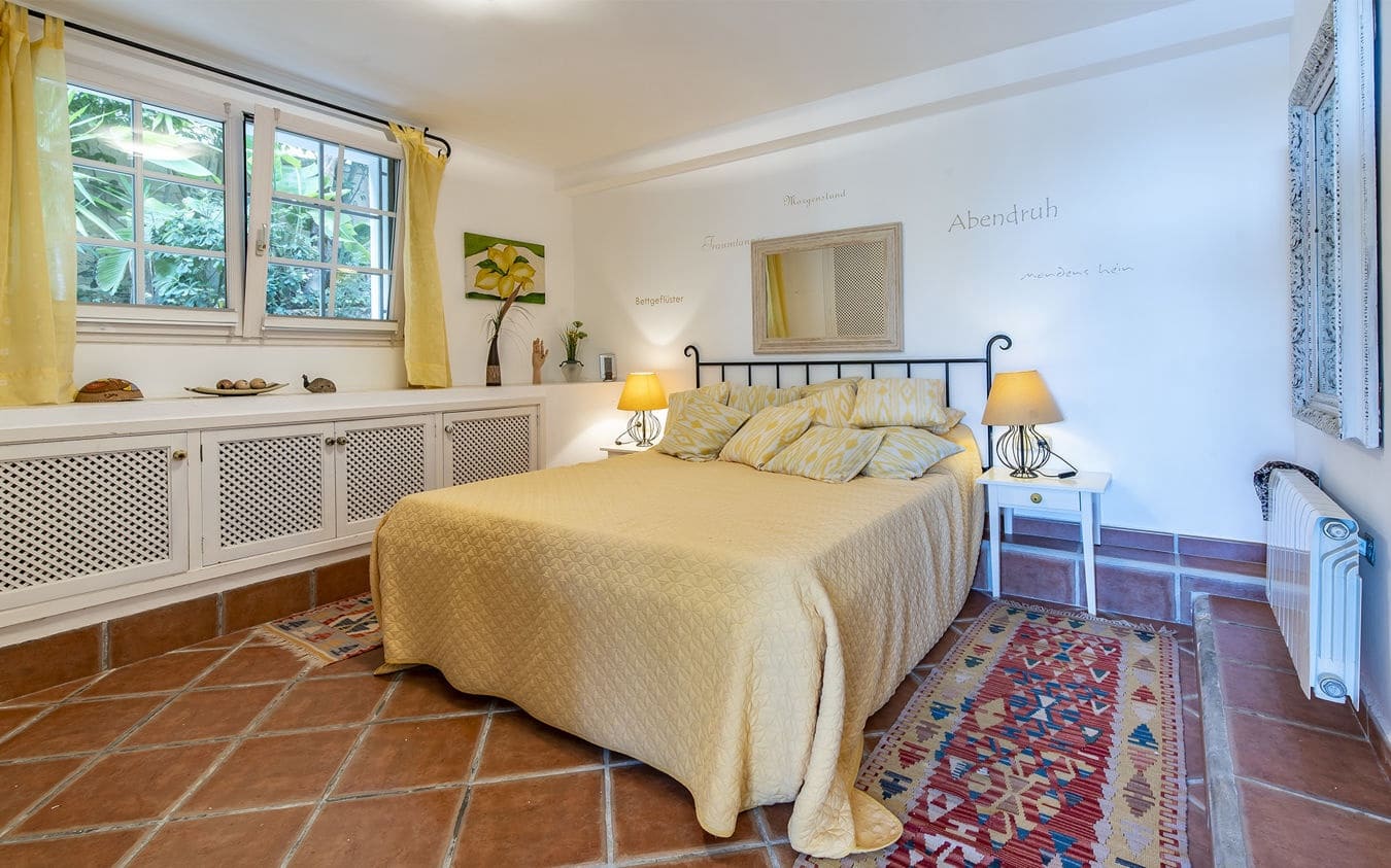 3 bedroom Villa for sale in Costa de la Calma with pool garage - € 2,100,000 (Ref: 9521475)