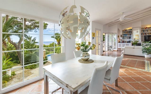 3 soveværelse Villa til salg i Costa de la Calma, Calvià med swimmingpool garage - € 2.100.000 (Ref: 9521475)