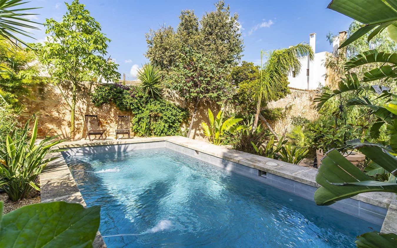 4 soveværelse Byhus til salg i Llucmajor med swimmingpool - € 1.900.000 (Ref: 9521779)