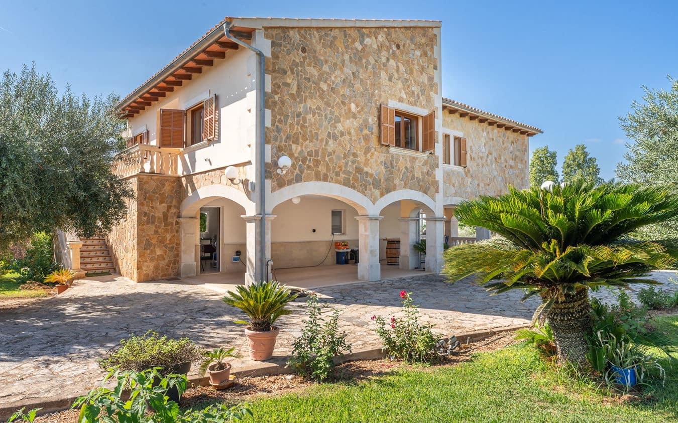 4 bedroom Finca/Country House for sale in Sa Cabaneta / La Cabaneta with pool garage - € 1,575,000 (Ref: 9521781)