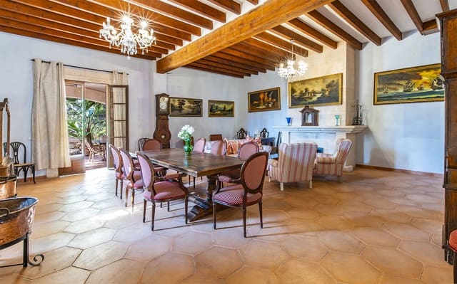 Finca/Casa Rural de 5 habitaciones en Porreres en venta con piscina garaje - 2.200.000 € (Ref: 9521782)