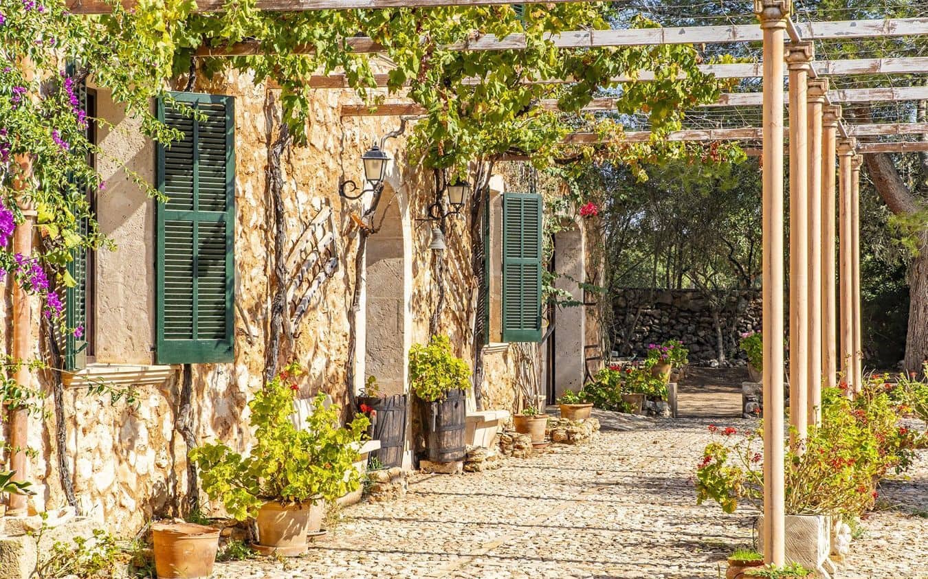 Finca/Casa Rural de 5 habitaciones en Porreres en venta con piscina garaje - 2.200.000 € (Ref: 9521782)