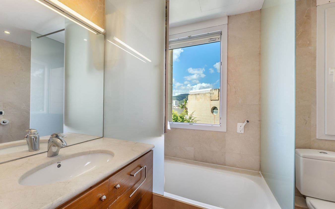 4 soverom Penthouse til salgs i Palma de Mallorca med svømmebasseng garasje - € 1 950 000 (Ref: 9521783)