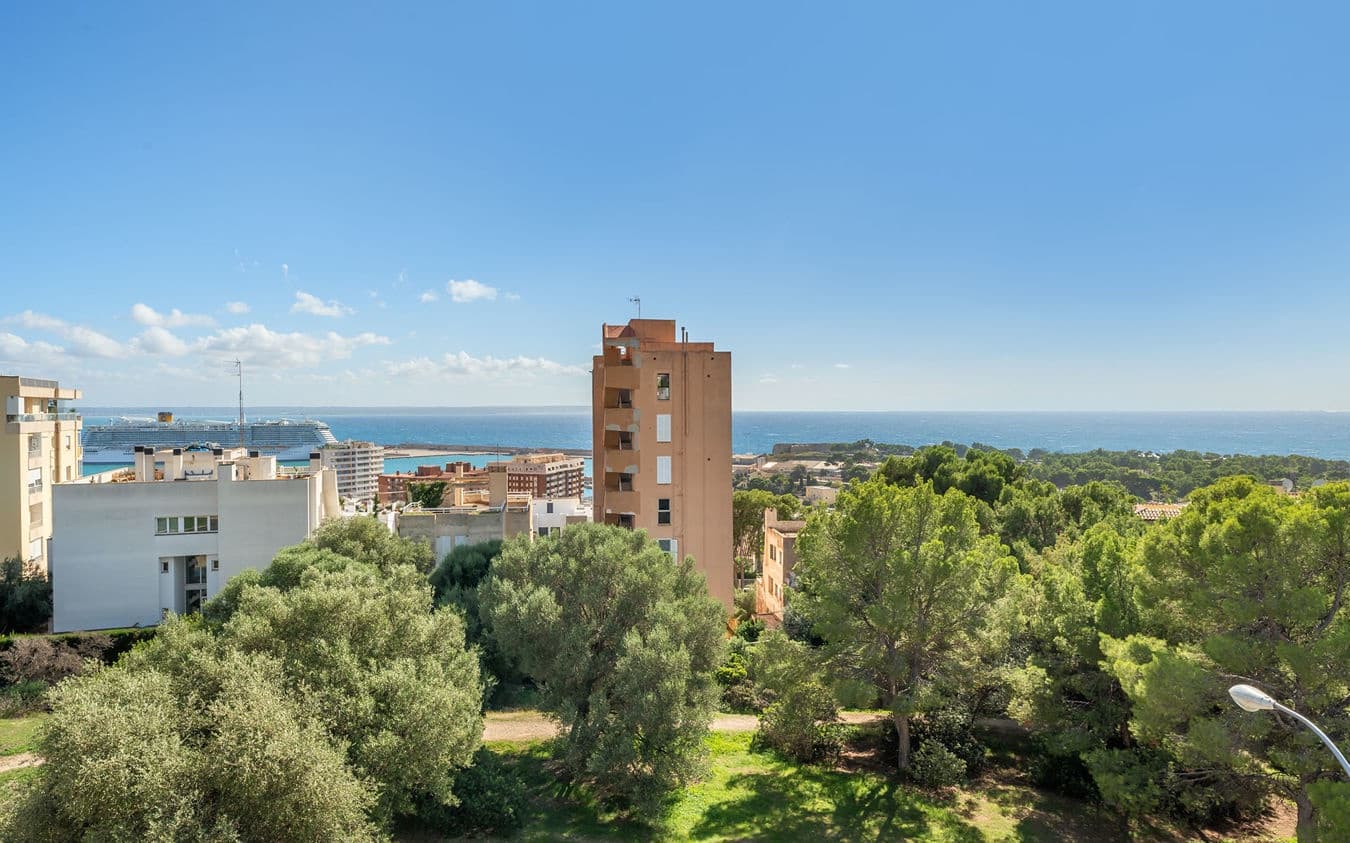 4 soverom Penthouse til salgs i Palma de Mallorca med svømmebasseng garasje - € 1 950 000 (Ref: 9521783)