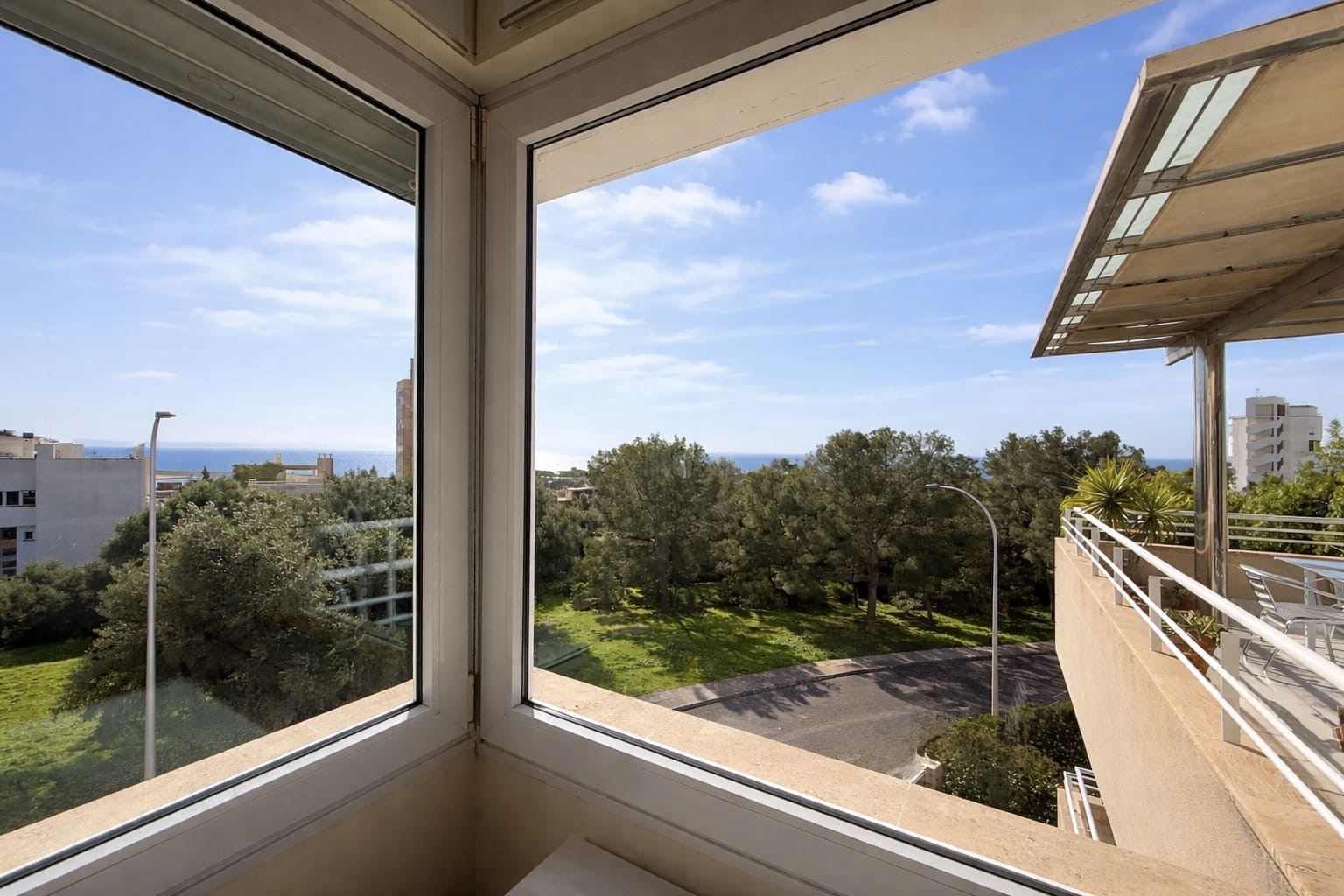 Ático de 4 habitaciones en Palma de Mallorca en venta con piscina garaje - 1.795.000 € (Ref: 9521783)