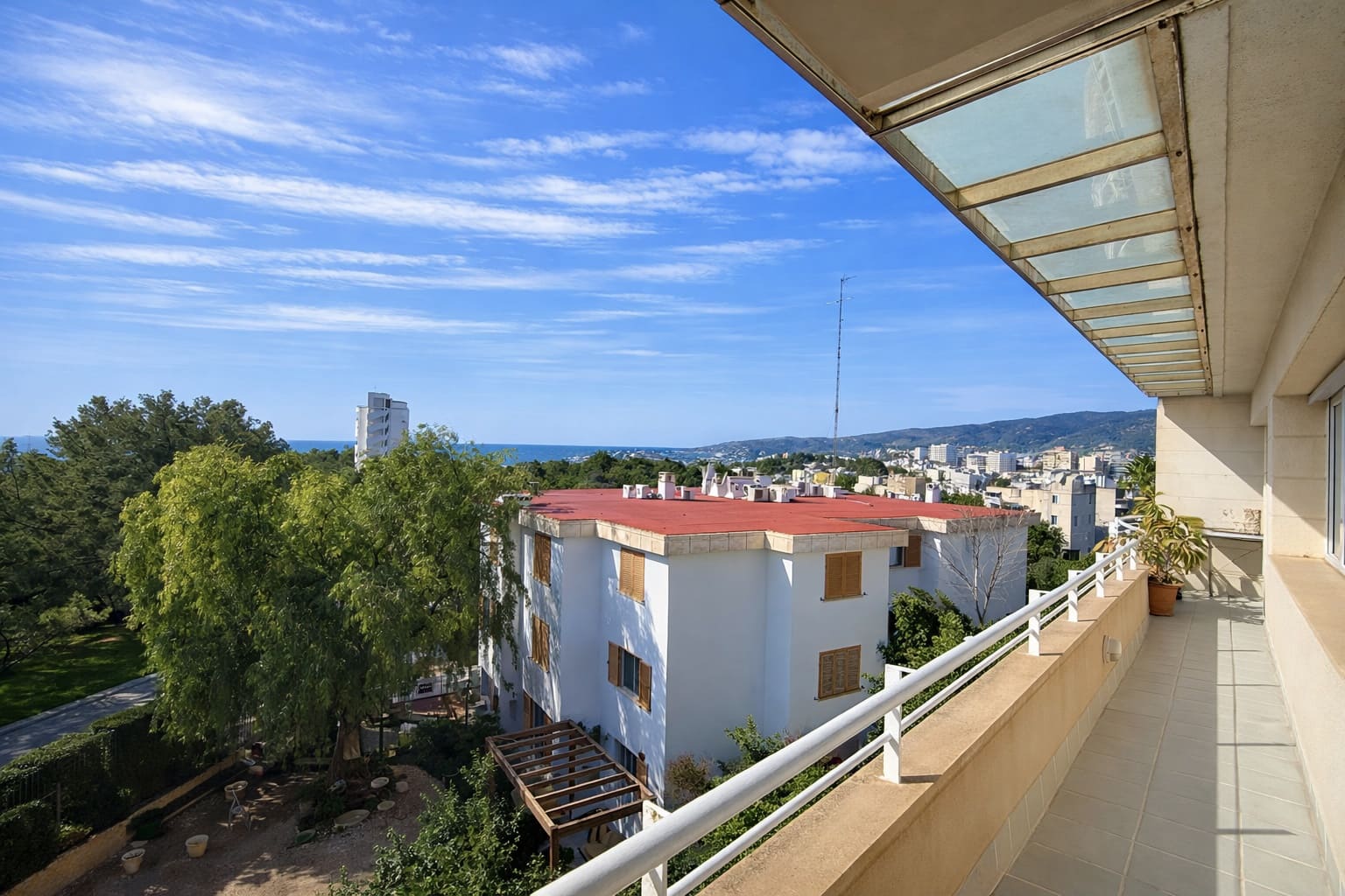 Ático de 4 habitaciones en Palma de Mallorca en venta con piscina garaje - 1.795.000 € (Ref: 9521783)