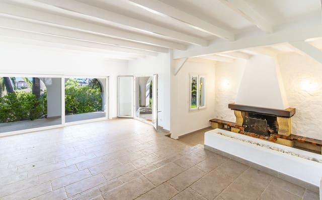 5 chambre Villa/Maison à vendre à Palmanova, Calvià avec piscine garage - 1 750 000 € (Ref: 9521784)