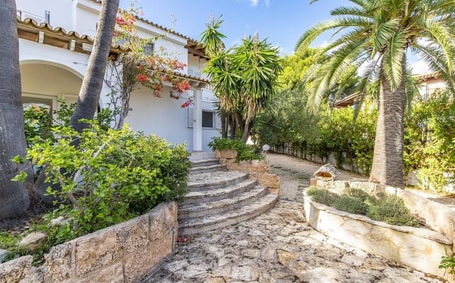 5 chambre Villa/Maison à vendre à Palmanova, Calvià avec piscine garage - 1 750 000 € (Ref: 9521784)