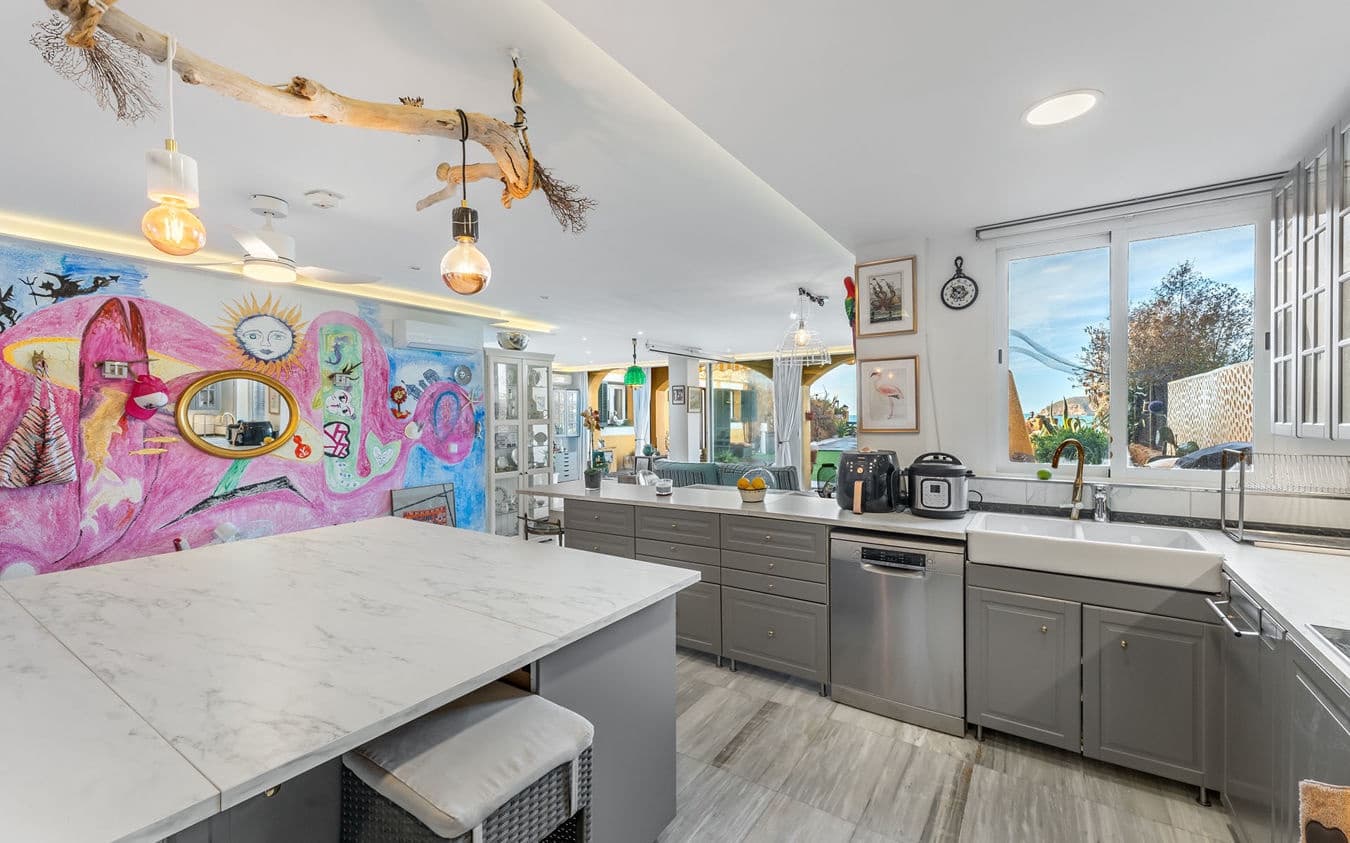 3 soverom Leilighet til salgs i Santa Ponsa med svømmebasseng garasje - € 1 480 000 (Ref: 9521785)