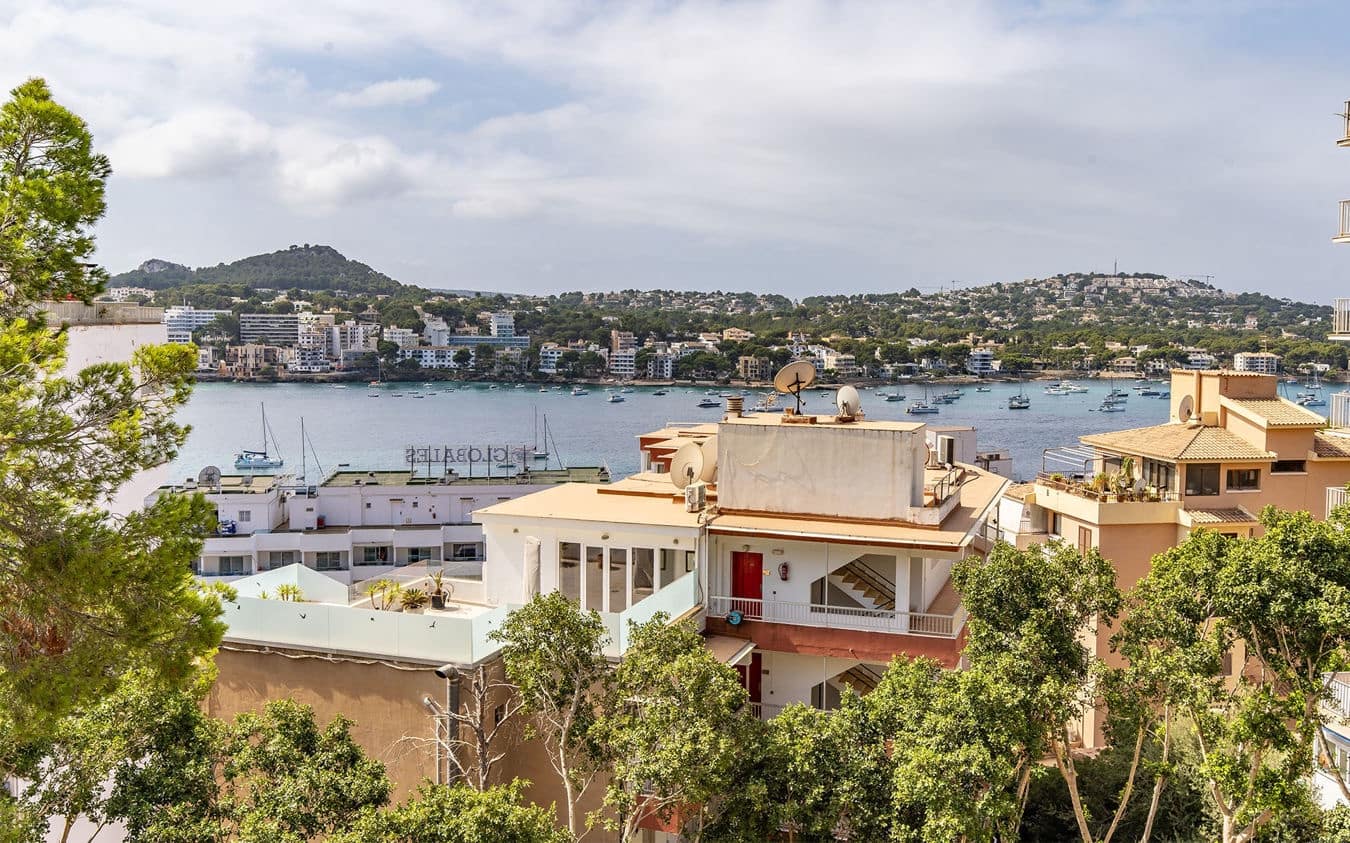 Chalet de 5 habitaciones en Santa Ponsa en venta con piscina garaje - 4.250.000 € (Ref: 9522845)