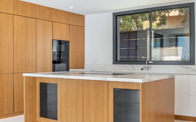 4 makuuhuone Huvila myytävänä paikassa Portals Nous, Calvià mukana uima-altaan 
autotalli - 5 500 000 € (Ref: 9525258)