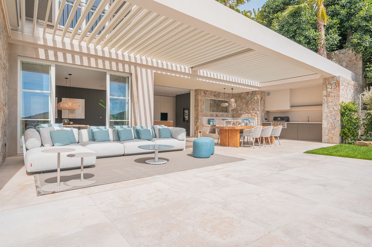 Chalet de 5 habitaciones en Puerto de Andratx en venta con piscina garaje - 14.900.000 € (Ref: 9525262)