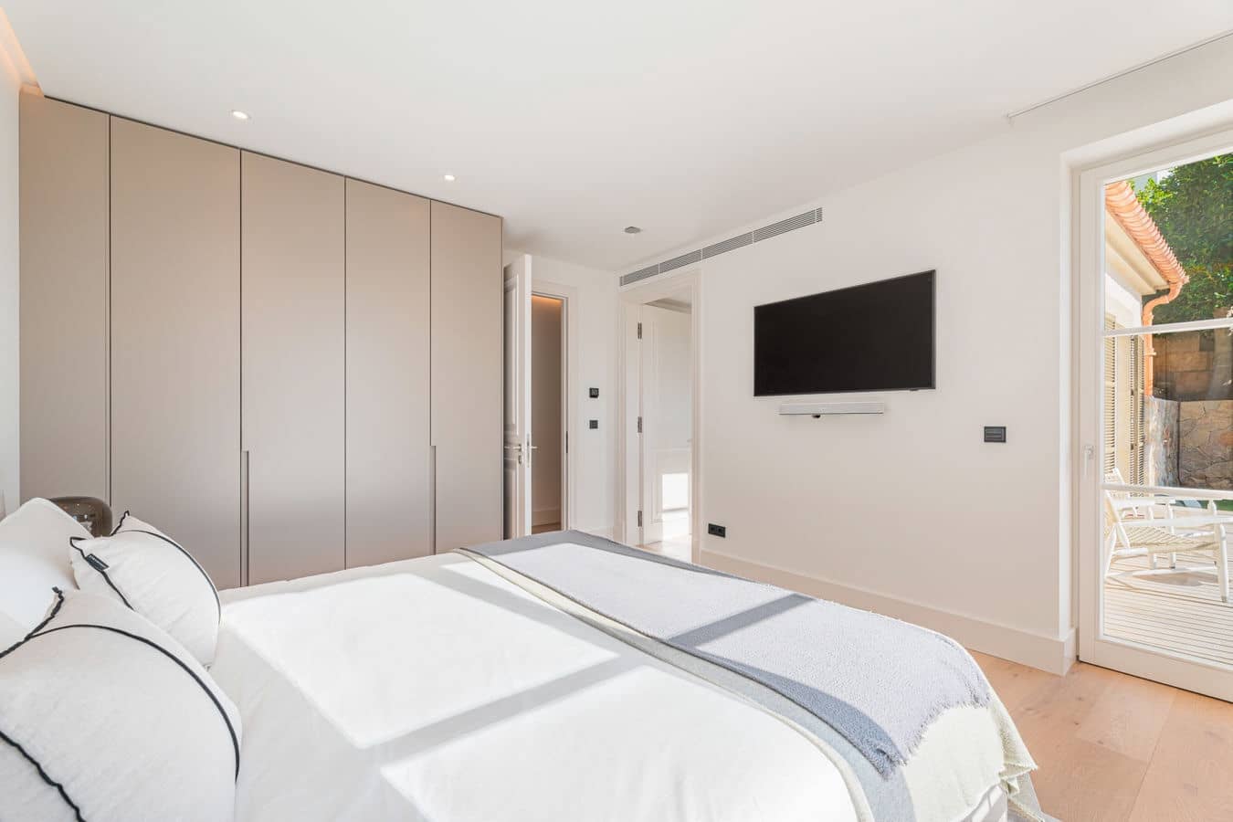 Chalet de 5 habitaciones en Puerto de Andratx en venta con piscina garaje - 14.900.000 € (Ref: 9525262)