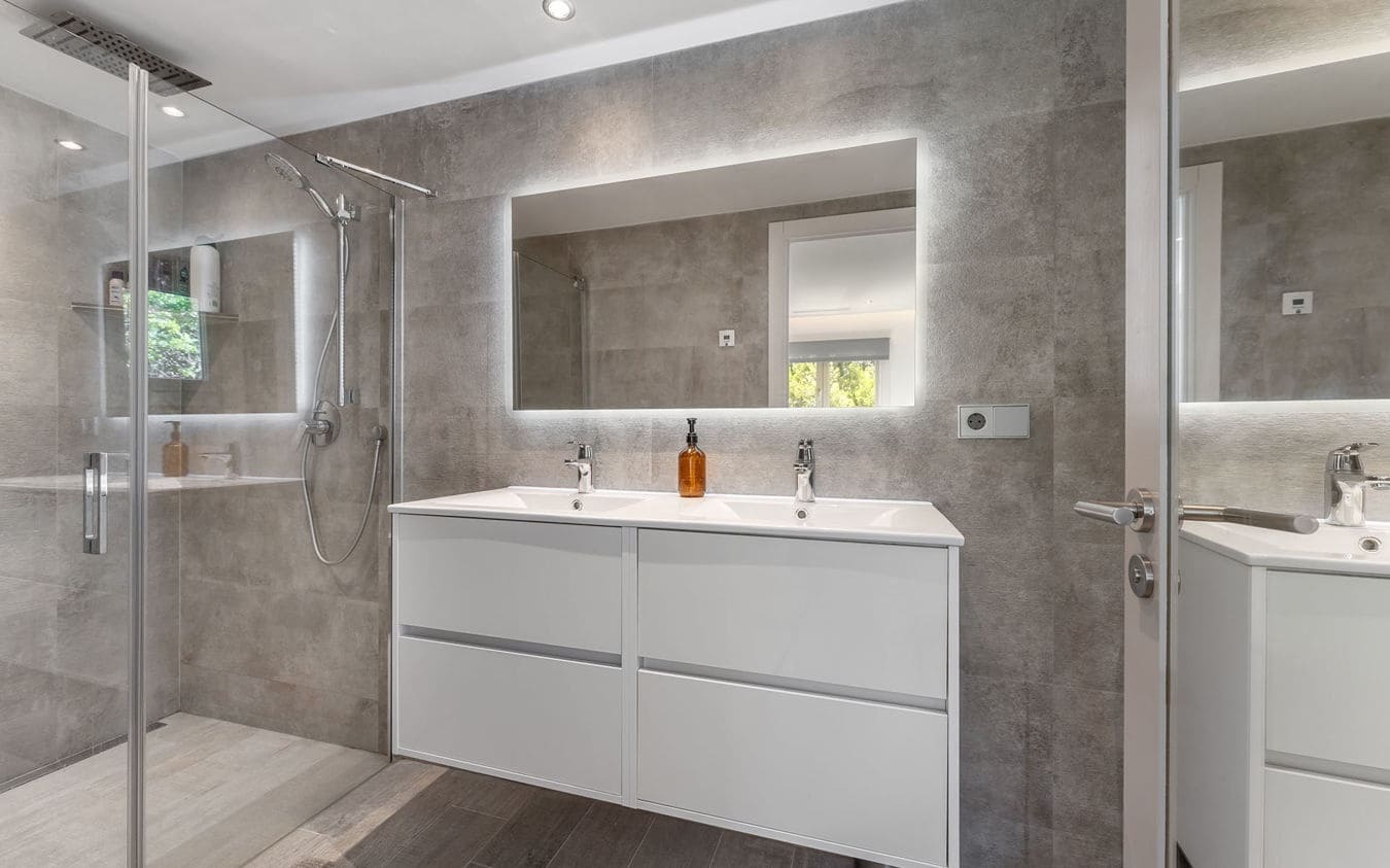 4 soveværelse Villa til salg i Costa d'en Blanes med swimmingpool garage - € 3.995.000 (Ref: 9525264)