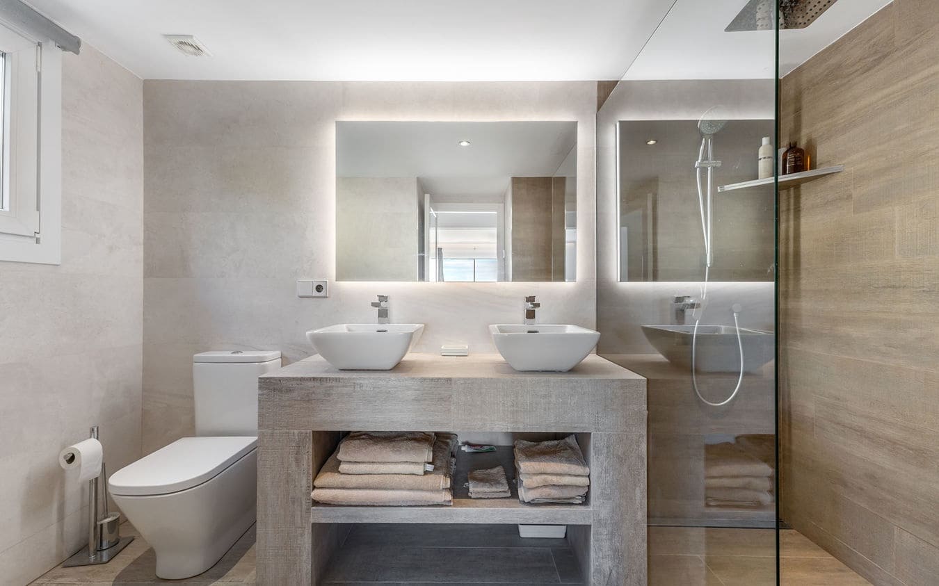 4 soveværelse Villa til salg i Costa d'en Blanes med swimmingpool garage - € 3.995.000 (Ref: 9525264)