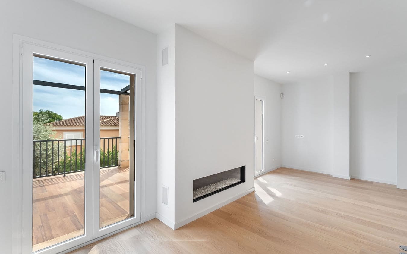 4 soverom Kjedet enebolig til salgs i Palma de Mallorca med svømmebasseng garasje - € 1 290 000 (Ref: 9525577)