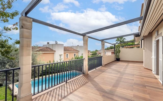 4 soverom Kjedet enebolig til salgs i Son Xigala, Palma de Mallorca med svømmebasseng garasje - € 1 290 000 (Ref: 9525577)