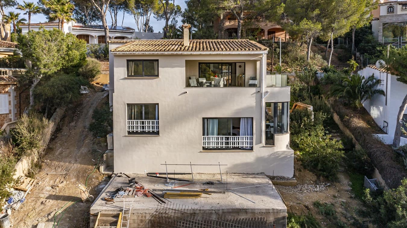 4 bedroom Villa for sale in Costa de la Calma with pool garage - € 2,600,000 (Ref: 9527945)