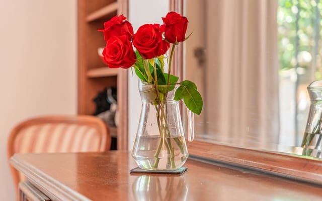 5 sypialnia Willa na sprzedaż w Santa Ponsa, Calvià z basenem garażem - 1 950 000 € (Ref: 9528125)