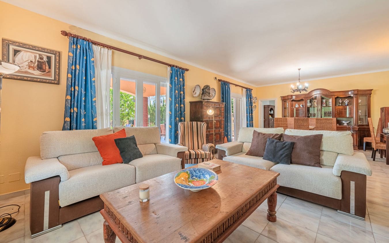 5 sypialnia Willa na sprzedaż w Santa Ponsa z basenem garażem - 1 950 000 € (Ref: 9528125)