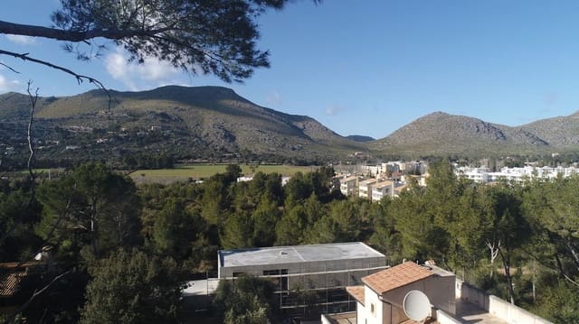 4 slaapkamer Villa te koop in Pollensa / Pollença met zwembad garage - € 3.025.000 (Ref: 9528126)