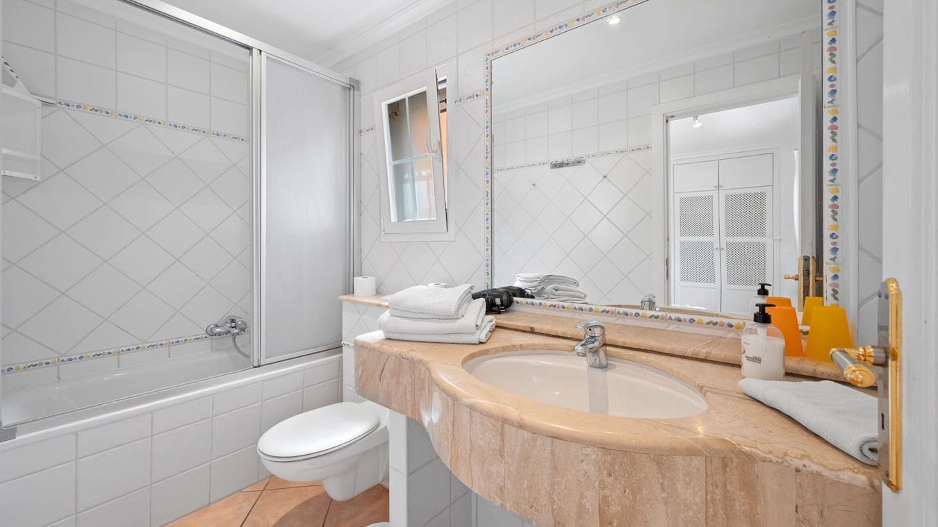 4 chambre Appartement à vendre à Peguera / Paguera avec piscine garage - 890 000 € (Ref: 9528130)