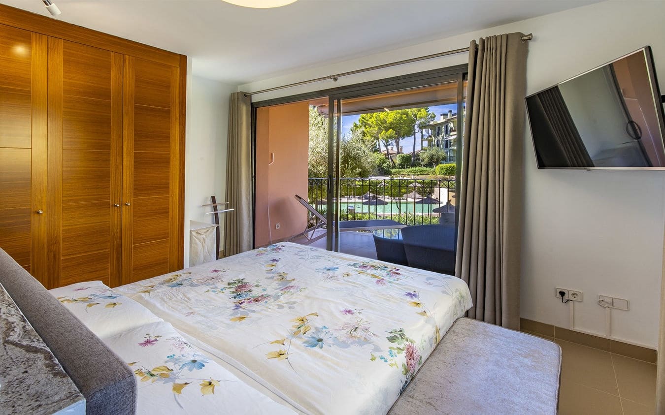 4 bedroom Apartment for sale in Es Camp De Mar / El Camp De Mar with pool garage - € 2,200,000 (Ref: 9528131)