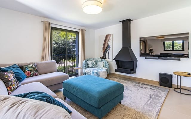 4 bedroom Apartment for sale in Es Camp De Mar / El Camp De Mar, Andratx with pool garage - € 2,200,000 (Ref: 9528131)