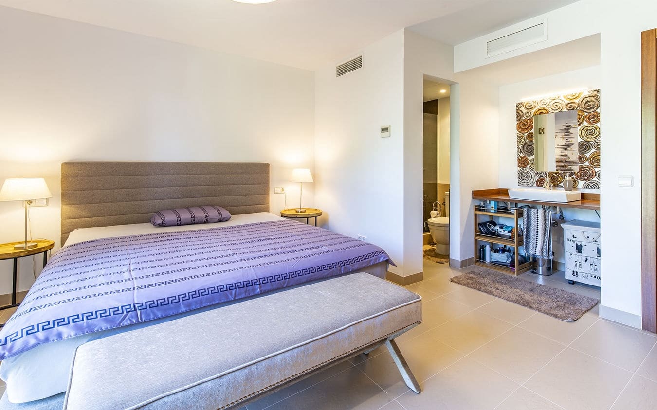 4 bedroom Apartment for sale in Es Camp De Mar / El Camp De Mar with pool garage - € 2,200,000 (Ref: 9528131)