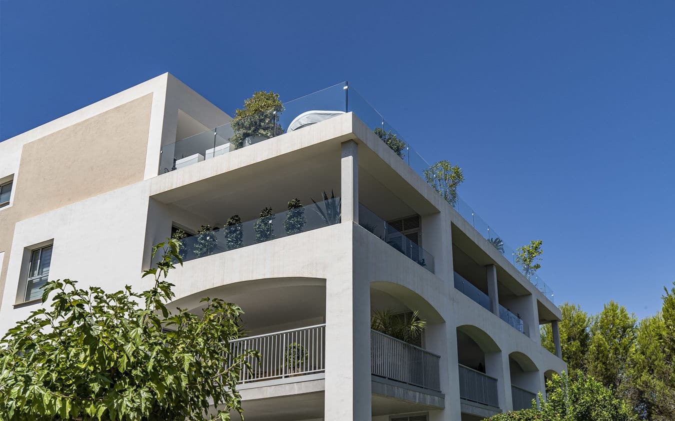 2 sypialnia Penthouse na sprzedaż w Santa Ponsa z basenem garażem - 1 890 000 € (Ref: 9528134)