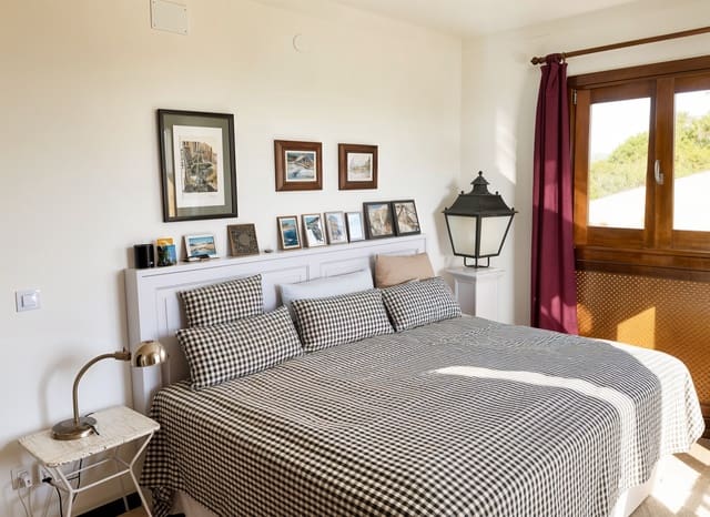 Casa de 3 habitaciones en Cala Llombards, Santanyí en venta con garaje - 375.000 € (Ref: 9528135)