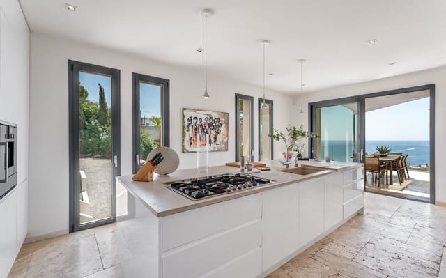 4 makuuhuone Huvila myytävänä paikassa Costa d'en Blanes, Calvià mukana uima-altaan 
autotalli - 4 800 000 € (Ref: 9528518)