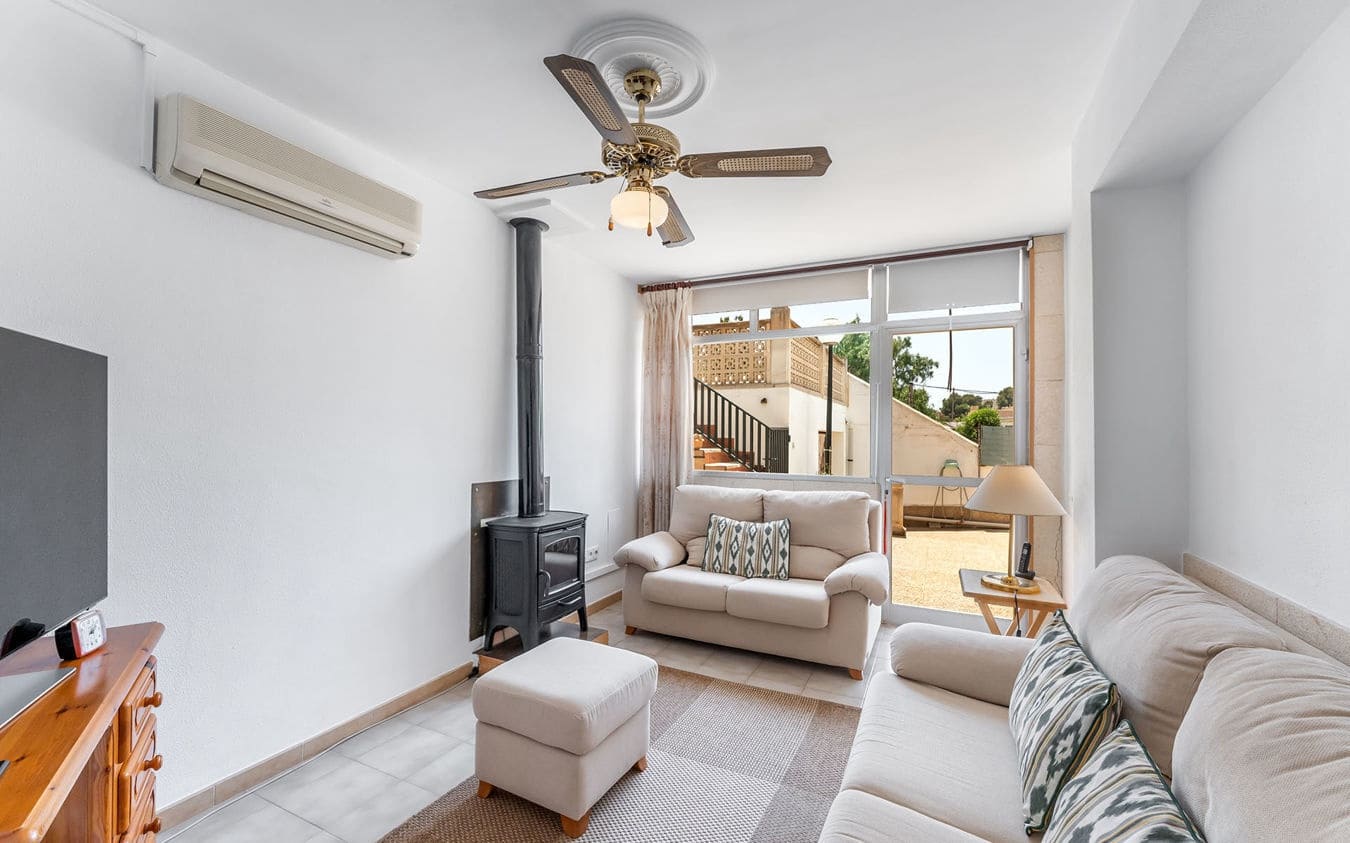 6 bedroom Villa for sale in L'Arenal / S'Arenal with pool garage - € 1,200,000 (Ref: 9528774)