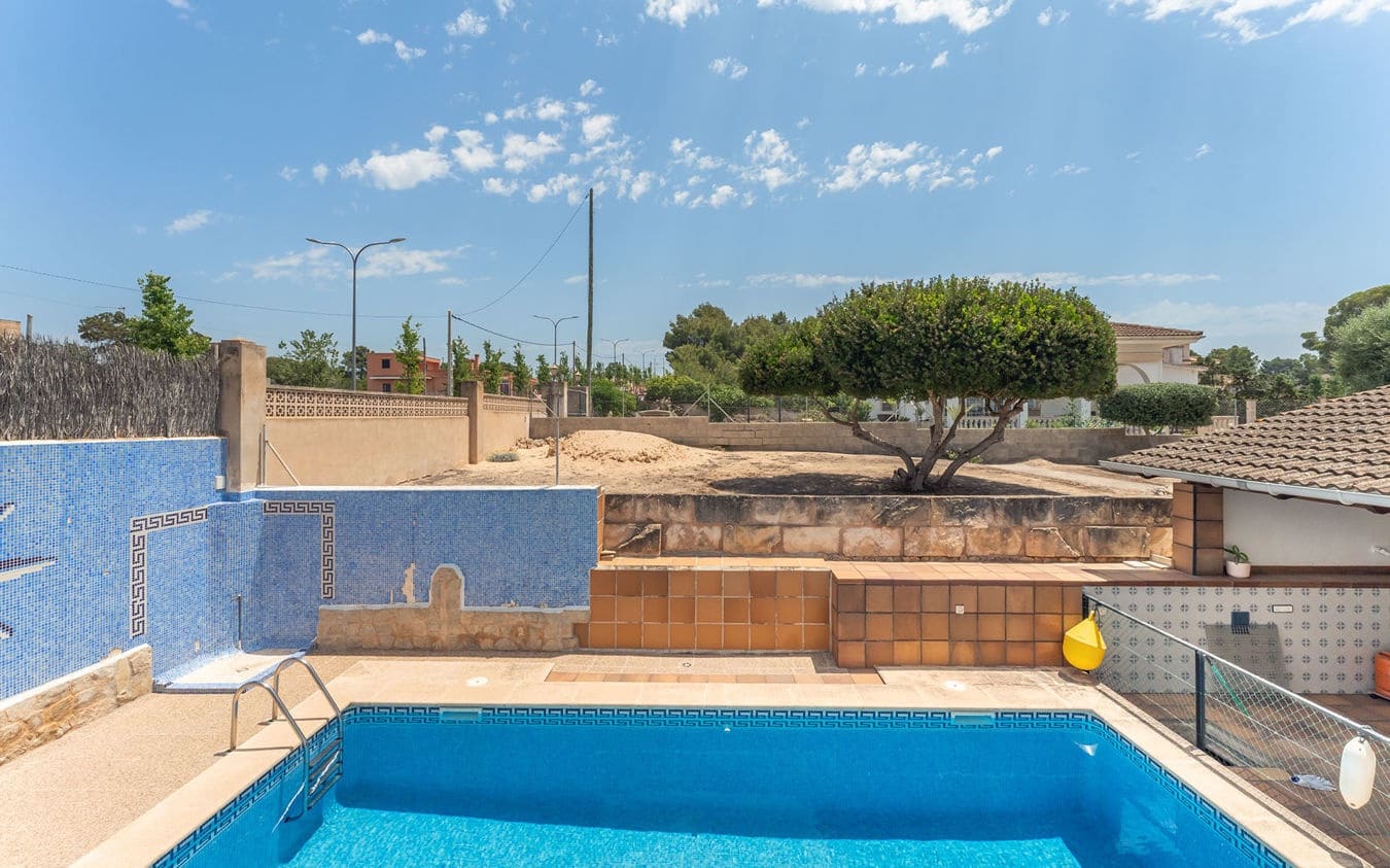 6 bedroom Villa for sale in L'Arenal / S'Arenal with pool garage - € 1,200,000 (Ref: 9528774)