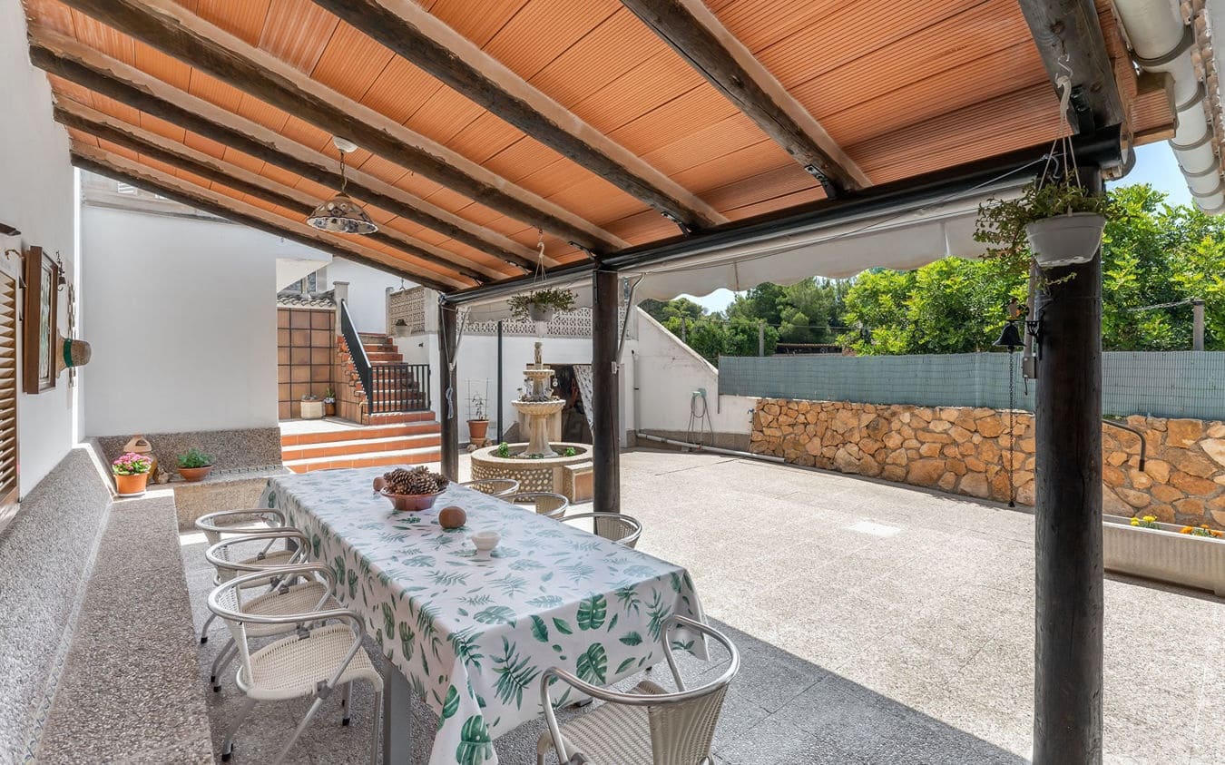 6 bedroom Villa for sale in L'Arenal / S'Arenal with pool garage - € 1,200,000 (Ref: 9528774)