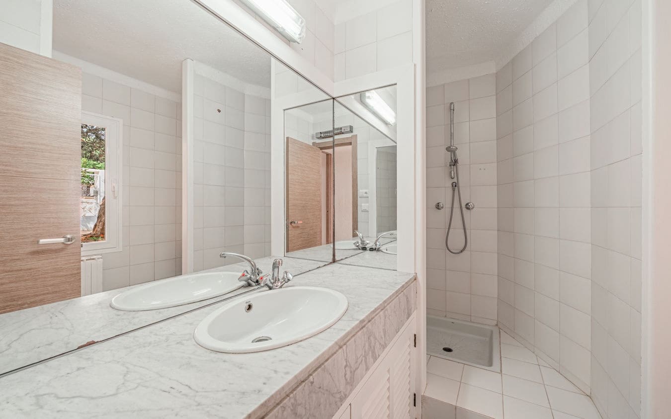 4 bedroom Villa for sale in Cala Pi with pool garage - € 3,500,000 (Ref: 9528775)