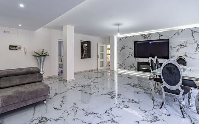 3 soveværelse Lejlighed til salg i Cala Millor, Son Servera med garage - € 378.000 (Ref: 9528776)