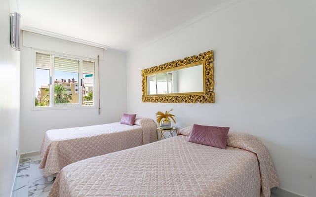 3 soveværelse Lejlighed til salg i Cala Millor, Son Servera med garage - € 378.000 (Ref: 9528776)