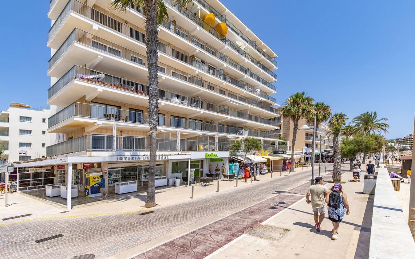 3 soveværelse Lejlighed til salg i Cala Millor med garage - € 378.000 (Ref: 9528776)