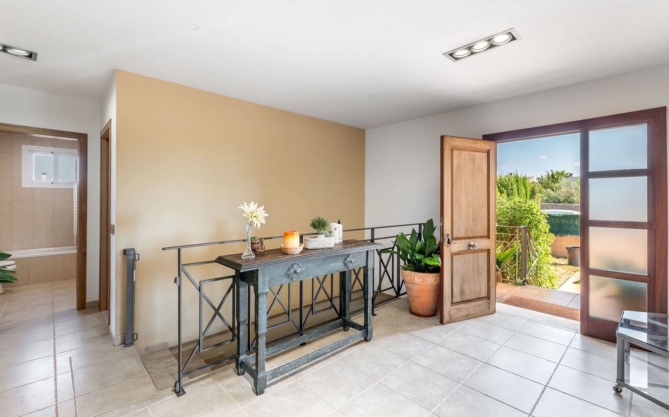 3 bedroom Villa for sale in Sa Rapita / La Rapita with pool garage - € 1,070,000 (Ref: 9528777)