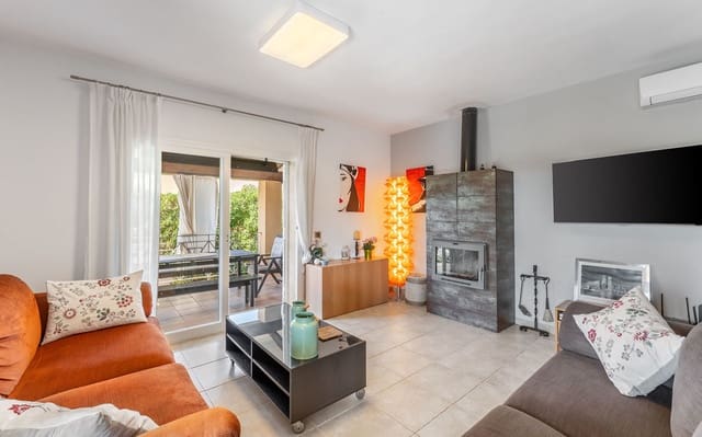 3 bedroom Villa for sale in Sa Rapita / La Rapita, Campos with pool garage - € 1,070,000 (Ref: 9528777)