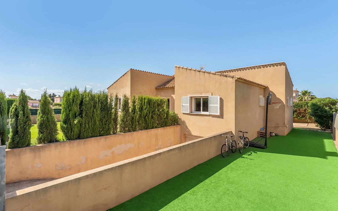 3 bedroom Villa for sale in Sa Rapita / La Rapita with pool garage - € 1,070,000 (Ref: 9528777)