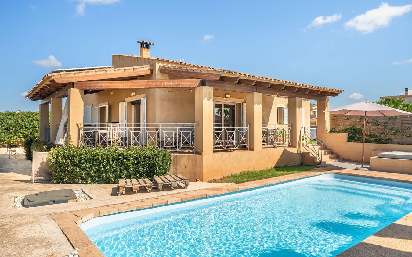 3 bedroom Villa for sale in Sa Rapita / La Rapita with pool garage - € 1,070,000 (Ref: 9528777)