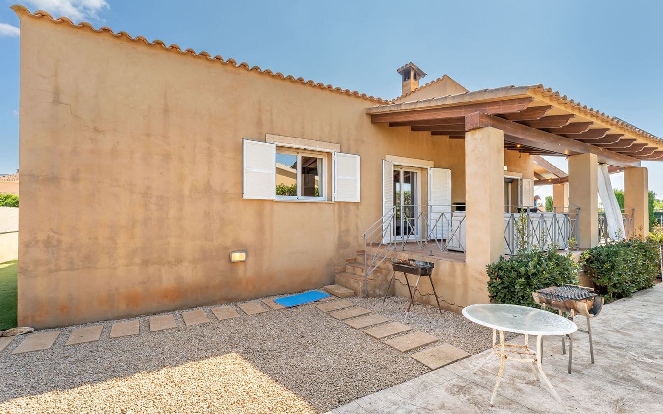 3 bedroom Villa for sale in Sa Rapita / La Rapita with pool garage - € 1,070,000 (Ref: 9528777)