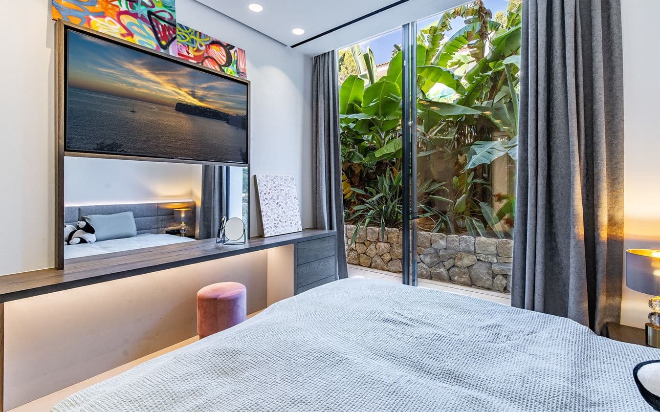 5 slaapkamer Villa te koop in Bendinat met zwembad garage - € 6.500.000 (Ref: 9532638)