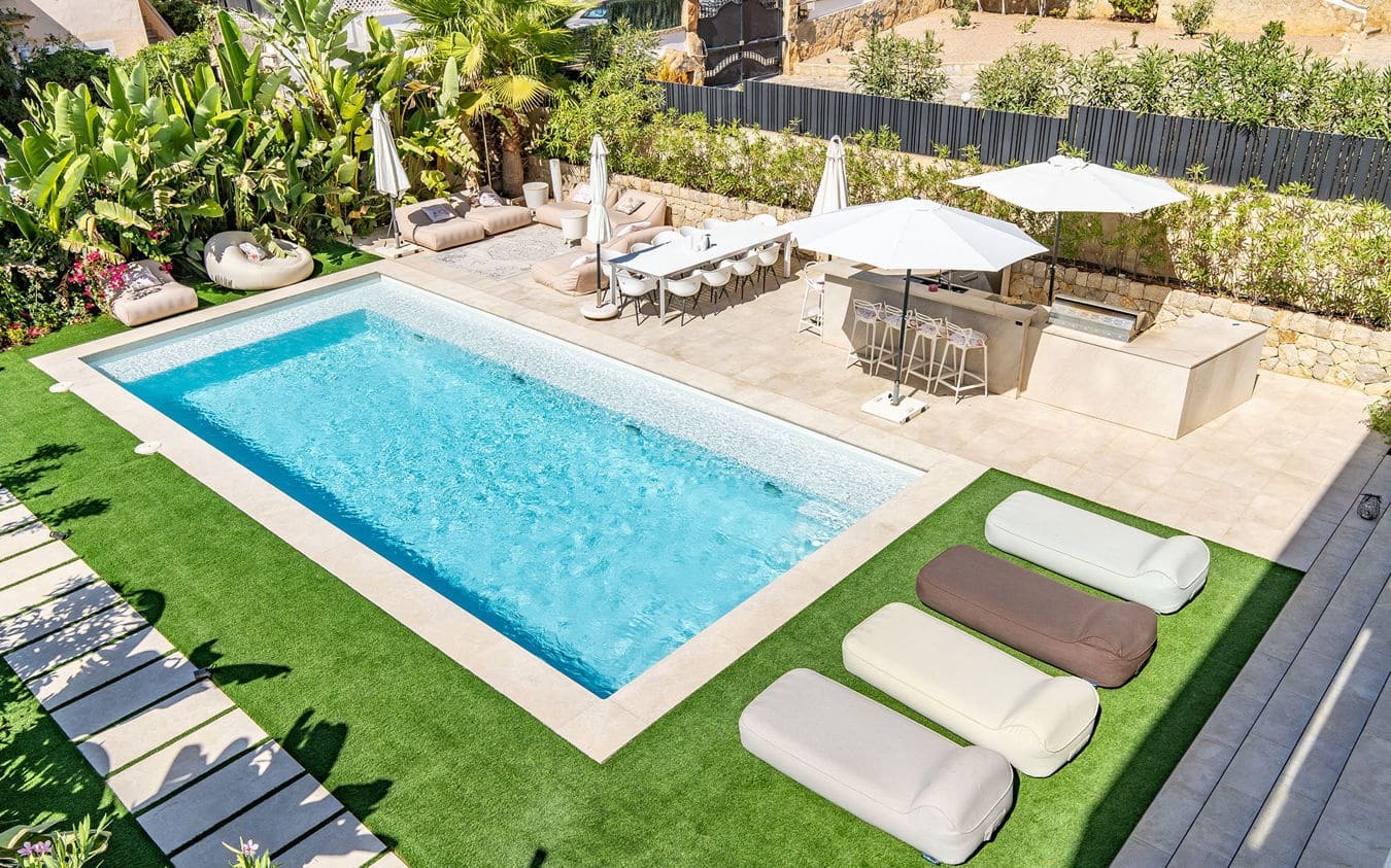 5 slaapkamer Villa te koop in Bendinat met zwembad garage - € 6.500.000 (Ref: 9532638)